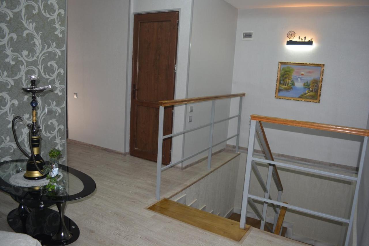 Golden Way Otel Tiflis Dış mekan fotoğraf